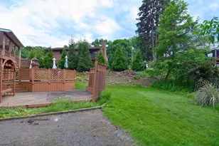 1893 Stage Dr, Pittsburgh, PA 15101 - Photo 6