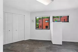 5545 Forbes Ave, Pittsburgh, PA 15217 - Photo 16