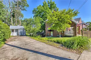 210 Tremont Ave, Greensburg, PA 15601 - Photo 4