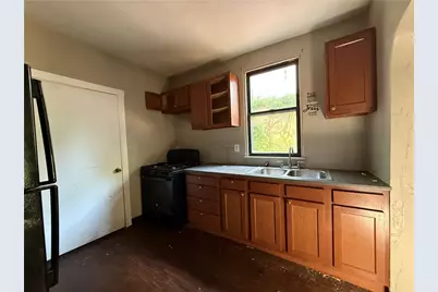 300 Langley Ave, Pittsburgh, PA 15214 - Photo 14