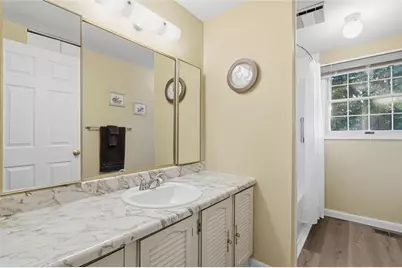 864 Eisenhower Dr, Pittsburgh, PA 15228 - Photo 36