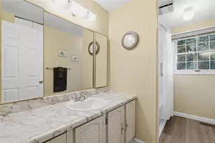 864 Eisenhower Dr, Pittsburgh, PA 15228 - Photo 36