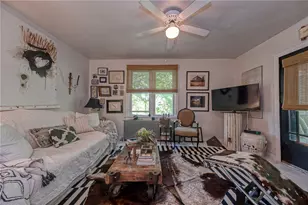 1005 Middle Rd, Pittsburgh, PA 15116 - Photo 10