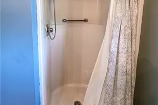 111 Jefferson Dr, Clairton, PA 15025 - Photo 12