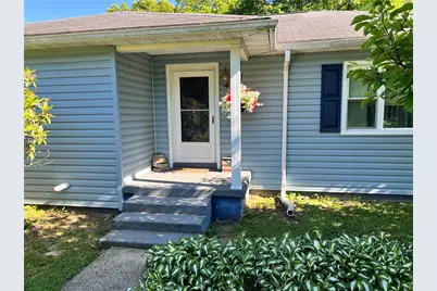 11 Evergreen Dr, Hempfield Township, PA 16125 - Photo 2