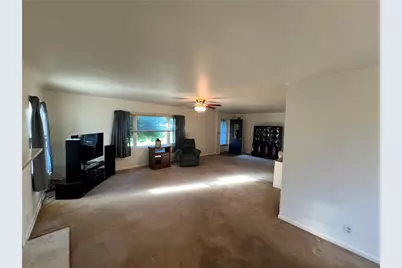 11 Evergreen Dr, Hempfield Township, PA 16125 - Photo 10