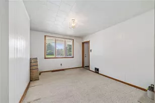 127 Carmichaels St, Dry Tav-Rices Landing, PA 15357 - Photo 8