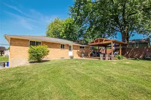 215 Fisher Rd, Saxonburg Boro, PA 16056 - Photo 6