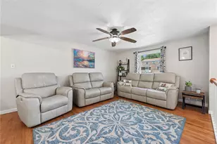 1678 Diane Merle Dr, North Huntingdon, PA 15642 - Photo 4