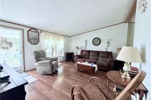 116 E Millsboro Rd, Luzerne Township, PA 15433 - Photo 14