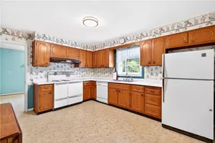 170 Crawford Ln, Rostraver, PA 15012 - Photo 10