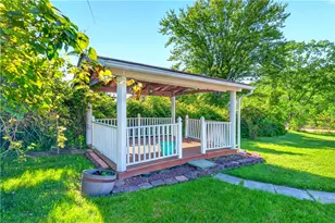 170 Crawford Ln, Rostraver, PA 15012 - Photo 4