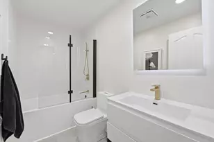 244 Adams Pointe Blvd N, Adams Township, PA 16046 - Photo 24