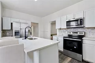 2 Elmont St, Pittsburgh, PA 15205 - Photo 10