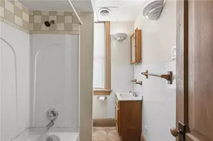 1011 Constance St, Pittsburgh, PA 15212 - Photo 26