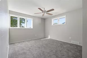 1336 Blue Jay Dr, Scott Township, PA 15243 - Photo 24