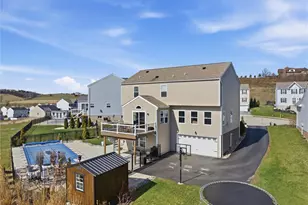 133 Azalea Cir, Rostraver, PA 15012 - Photo 2