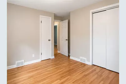 111 N Cascade St, New Castle, PA 16101 - Photo 8