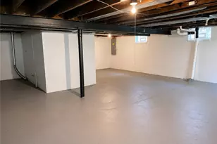 111 N Cascade St, New Castle, PA 16101 - Photo 10