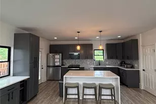 521 Spring St, Brownsville, PA 15417 - Photo 2