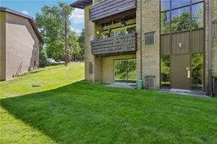 4073 Sanlin Dr, Moon/Crescent Twp, PA 15108 - Photo 20