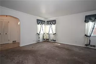 1516 Spruce St, Monessen, PA 15062 - Photo 8