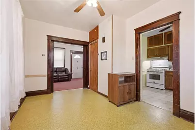 1239 Rebecca St, New Castle, PA 16101 - Photo 6
