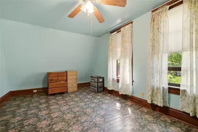 1239 Rebecca St, New Castle, PA 16101 - Photo 10