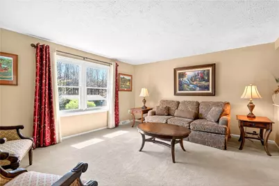 625 Stamford Drive, Hempfield Township, PA 15601 - Photo 14