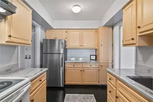220 N Dithridge, Pittsburgh, PA 15213 - Photo 14