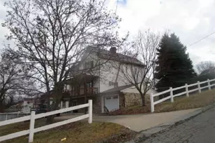 1860 Ohio Ave, West Mifflin, PA 15122 - Photo 4