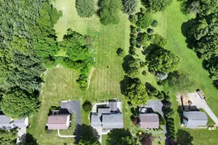 1373 Magee Rd, Sewickley Hills Boro, PA 15143 - Photo 6