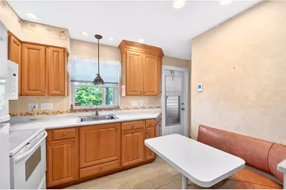 3004 Ohio Ave, Jefferson Hills, PA 15332 - Photo 12