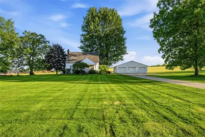 306 Drake Rd, East Lackawannock Township, PA 16137 - Photo 20