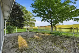 306 Drake Rd, East Lackawannock Township, PA 16137 - Photo 24