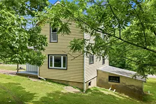 108 Walnut St, West Salem Township, PA 16125 - Photo 8