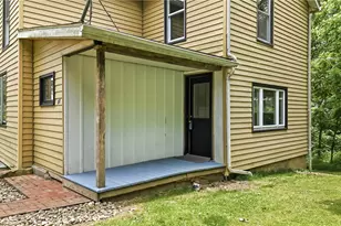 108 Walnut St, West Salem Township, PA 16125 - Photo 10