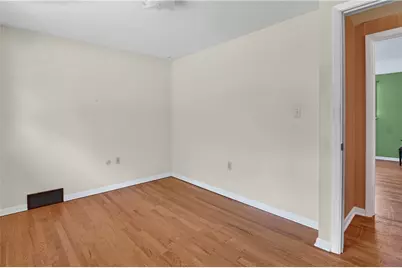 1155 Greenbriar Rd, Bethel Park, PA 15102 - Photo 22