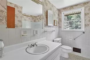 1155 Greenbriar Rd, Bethel Park, PA 15102 - Photo 18