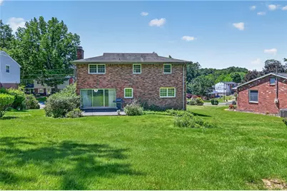 1155 Greenbriar Rd, Bethel Park, PA 15102 - Photo 12