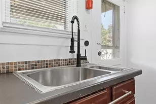 109 Clairtonica St, Pittsburgh, PA 15205 - Photo 12