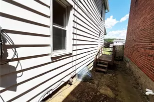 320 N 3rd, Clairton, PA 15025 - Photo 14