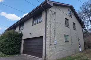 2911 Myer Blvd, McKeesport, PA 15132 - Photo 2