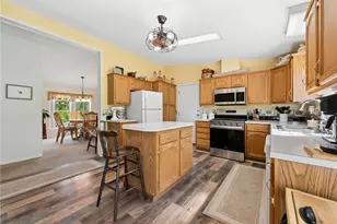 404 Blue Jay Ln, Washington Township, PA 15613 - Photo 16