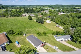 404 Blue Jay Ln, Washington Township, PA 15613 - Photo 26