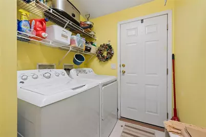 404 Blue Jay Ln, Washington Township, PA 15613 - Photo 8