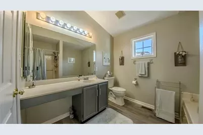 138 Valley View Dr, Rostraver, PA 15012 - Photo 12