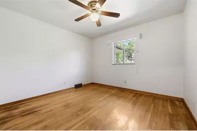 524 McElheny Road, Pittsburgh, PA 15116 - Photo 18
