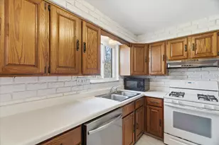 505 Pointview Rd, Pittsburgh, PA 15227 - Photo 10