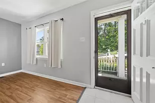 2517 Wiese St, Pittsburgh, PA 15210 - Photo 2